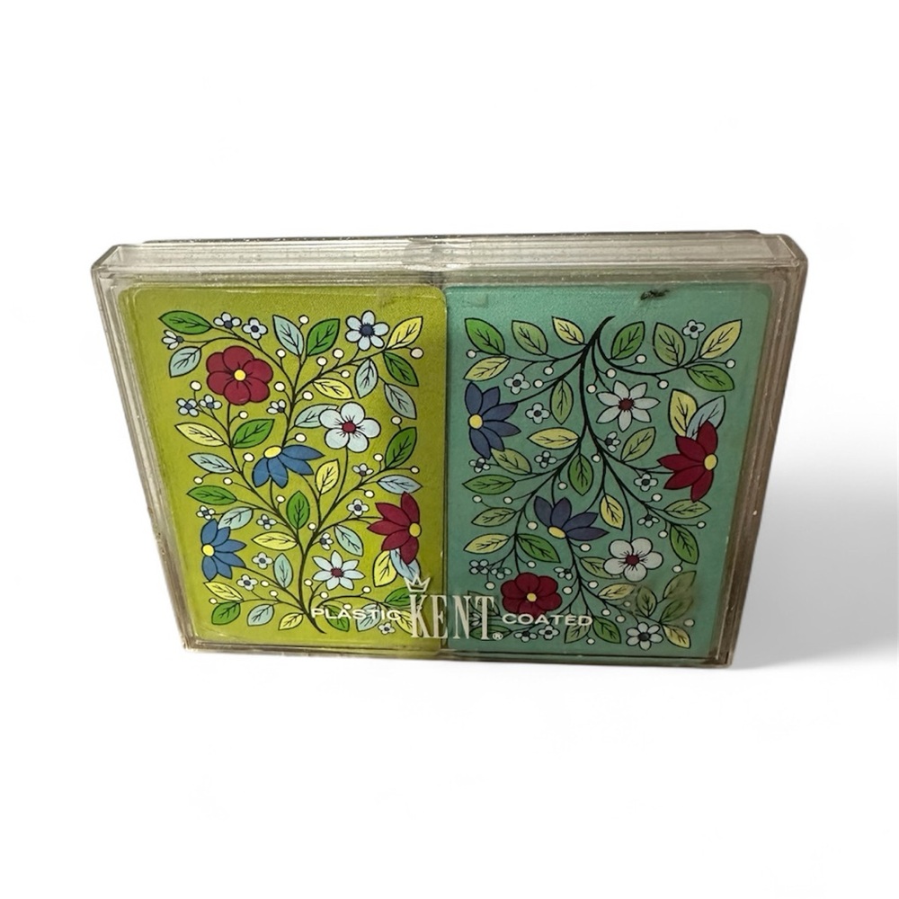 Vintage Floral Kent Playing Cards.Great for a stocking stuffer.